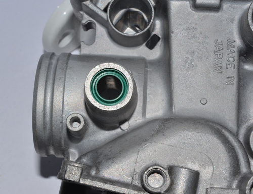 ThrottleShaft_Carb4_3.jpg